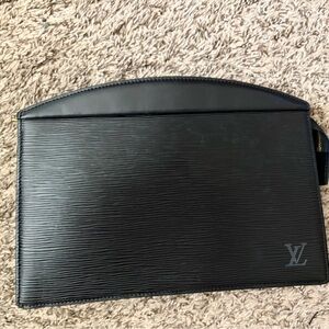Authentic Louis Vuitton Epi Trousse Crete Pouch